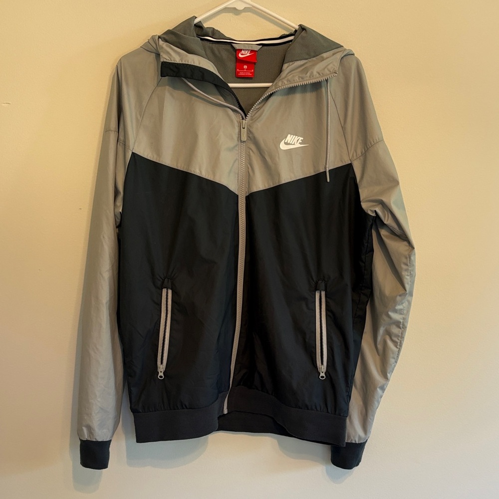 Nike Men's Navy and Gray Windbreaker